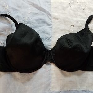 Cacique black 4-hook bra size 42DD
